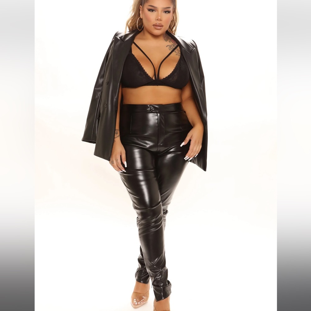 Bralette XL - Picture 2 of 6